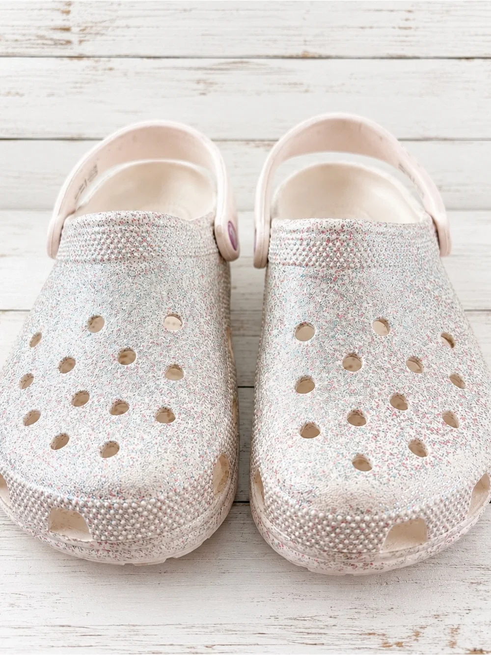 Crocs Classic Celebration Glitter Clogs Champagne Kids J6 Women’s 8